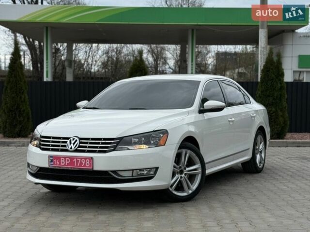 Белый Фольксваген Пассат, объемом двигателя 1.97 л и пробегом 155 тыс. км за 12500 $, фото 1 на Automoto.ua