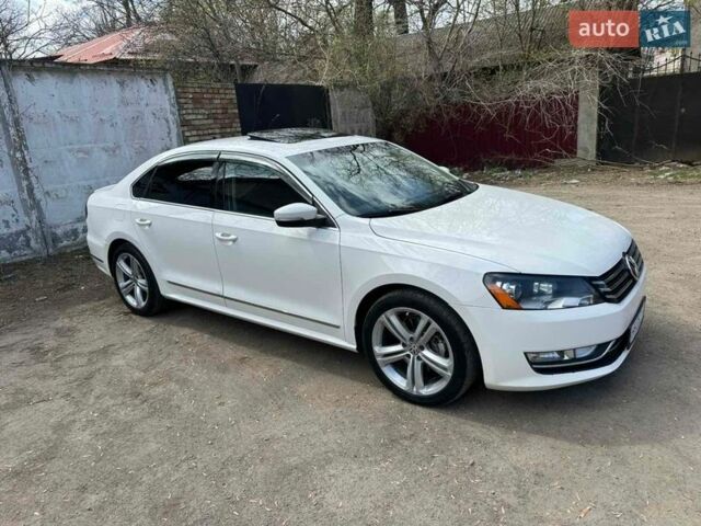Белый Фольксваген Пассат, объемом двигателя 2 л и пробегом 170 тыс. км за 10500 $, фото 1 на Automoto.ua