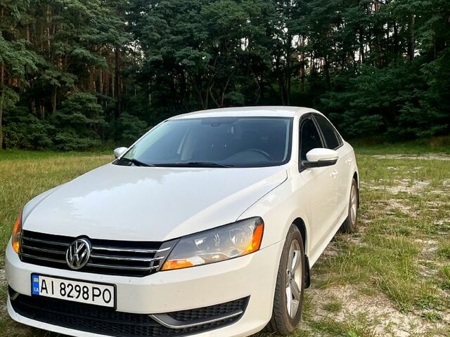 Белый Фольксваген Пассат, объемом двигателя 2.5 л и пробегом 191 тыс. км за 10200 $, фото 1 на Automoto.ua