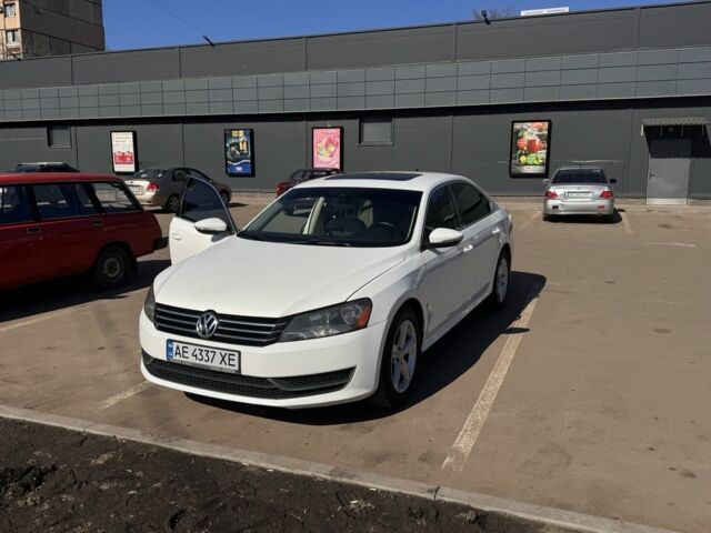 Белый Фольксваген Пассат, объемом двигателя 2.5 л и пробегом 272 тыс. км за 8500 $, фото 1 на Automoto.ua