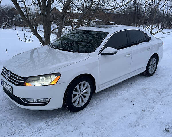 Белый Фольксваген Пассат, объемом двигателя 2.48 л и пробегом 282 тыс. км за 10450 $, фото 1 на Automoto.ua