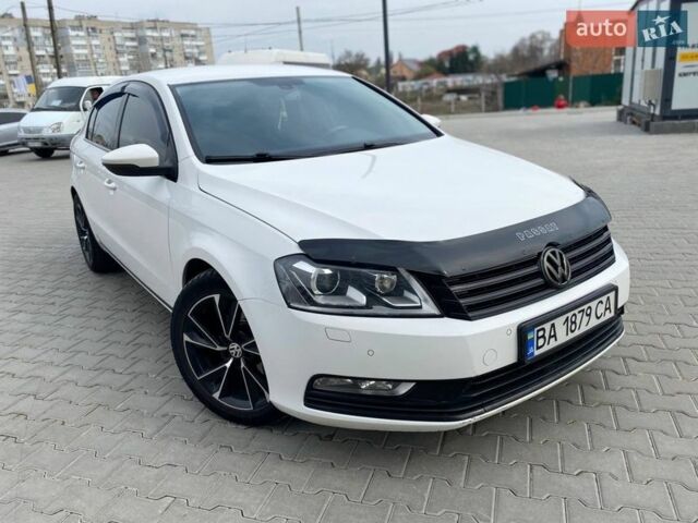 Белый Фольксваген Пассат, объемом двигателя 1.97 л и пробегом 206 тыс. км за 9600 $, фото 1 на Automoto.ua
