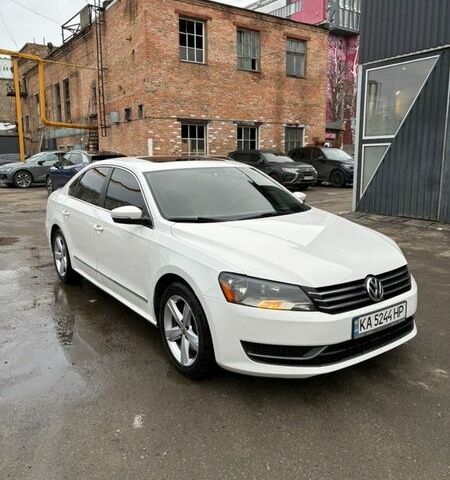 Белый Фольксваген Пассат, объемом двигателя 2.48 л и пробегом 274 тыс. км за 8500 $, фото 1 на Automoto.ua