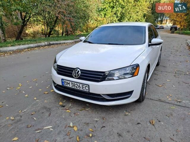 Белый Фольксваген Пассат, объемом двигателя 2.5 л и пробегом 200 тыс. км за 9300 $, фото 1 на Automoto.ua