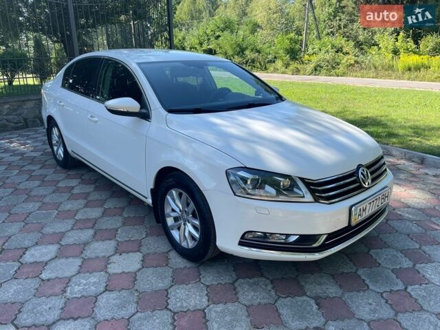 Білий Фольксваген Пассат, об'ємом двигуна 1.97 л та пробігом 152 тис. км за 11500 $, фото 1 на Automoto.ua