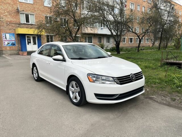 Белый Фольксваген Пассат, объемом двигателя 2.5 л и пробегом 54 тыс. км за 12000 $, фото 1 на Automoto.ua