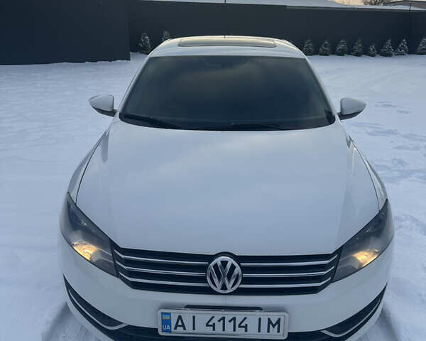 Білий Фольксваген Пассат, об'ємом двигуна 2.48 л та пробігом 280 тис. км за 10000 $, фото 1 на Automoto.ua