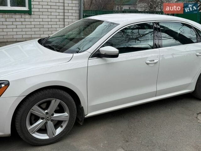 Білий Фольксваген Пассат, об'ємом двигуна 1.8 л та пробігом 250 тис. км за 11300 $, фото 1 на Automoto.ua