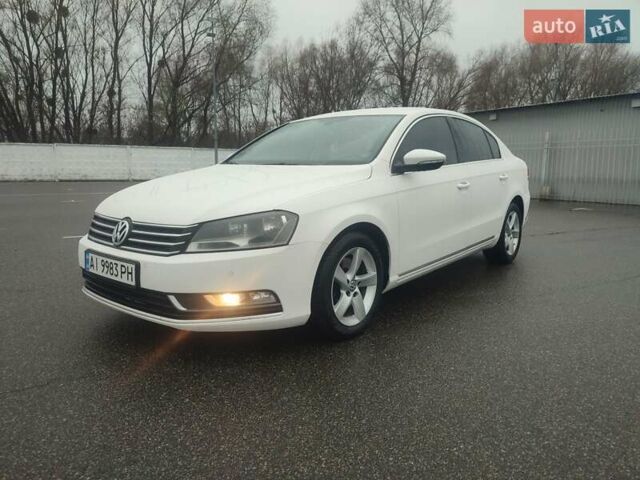 Белый Фольксваген Пассат, объемом двигателя 2 л и пробегом 203 тыс. км за 11200 $, фото 1 на Automoto.ua