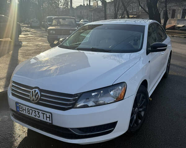 Білий Фольксваген Пассат, об'ємом двигуна 1.8 л та пробігом 210 тис. км за 9000 $, фото 1 на Automoto.ua