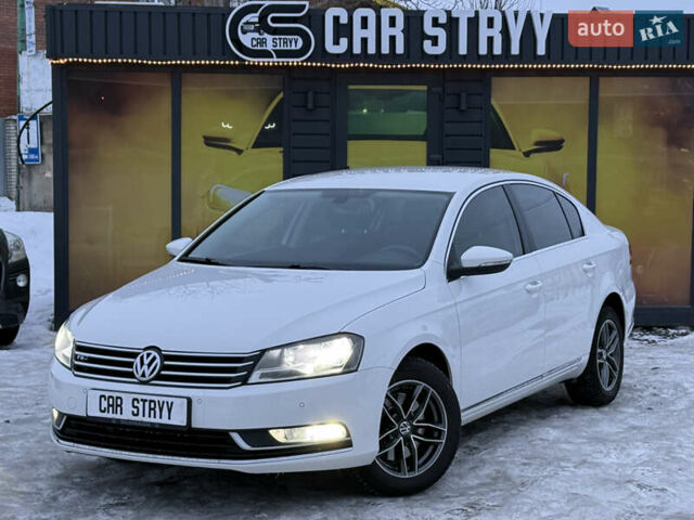 Белый Фольксваген Пассат, объемом двигателя 1.6 л и пробегом 223 тыс. км за 10700 $, фото 1 на Automoto.ua