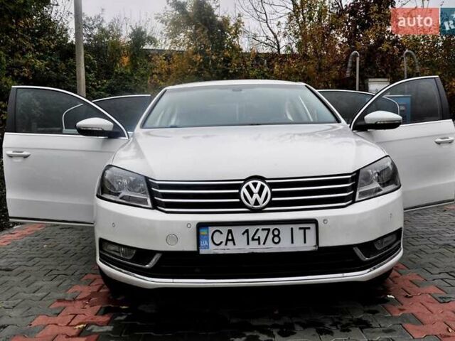 Белый Фольксваген Пассат, объемом двигателя 2 л и пробегом 195 тыс. км за 9000 $, фото 1 на Automoto.ua