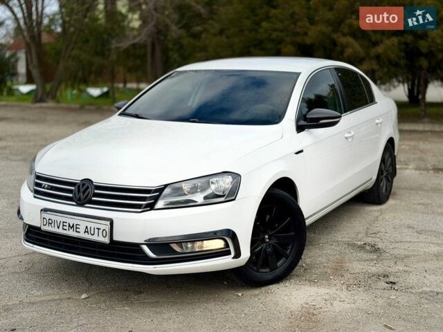 Білий Фольксваген Пассат, об'ємом двигуна 1.78 л та пробігом 195 тис. км за 9499 $, фото 1 на Automoto.ua