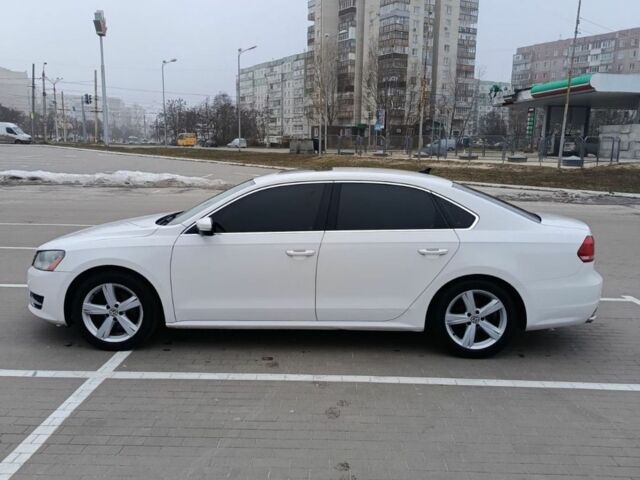 Белый Фольксваген Пассат, объемом двигателя 2.5 л и пробегом 244 тыс. км за 10500 $, фото 1 на Automoto.ua