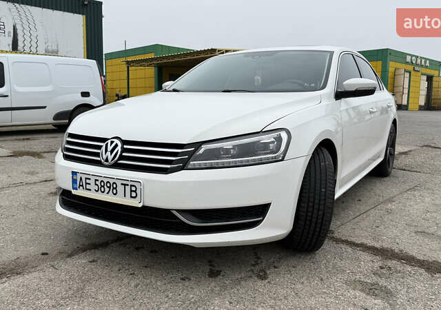 Білий Фольксваген Пассат, об'ємом двигуна 1.97 л та пробігом 118 тис. км за 12500 $, фото 1 на Automoto.ua
