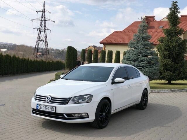 Белый Фольксваген Пассат, объемом двигателя 2 л и пробегом 298 тыс. км за 11900 $, фото 1 на Automoto.ua