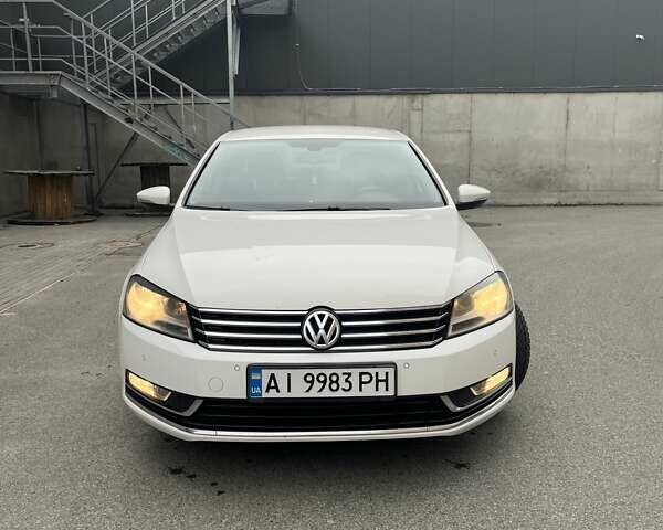 Белый Фольксваген Пассат, объемом двигателя 1.97 л и пробегом 201 тыс. км за 11900 $, фото 1 на Automoto.ua