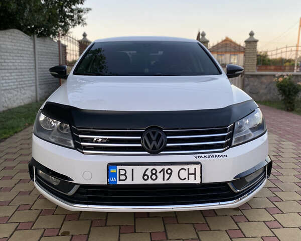 Білий Фольксваген Пассат, об'ємом двигуна 1.8 л та пробігом 190 тис. км за 11600 $, фото 1 на Automoto.ua
