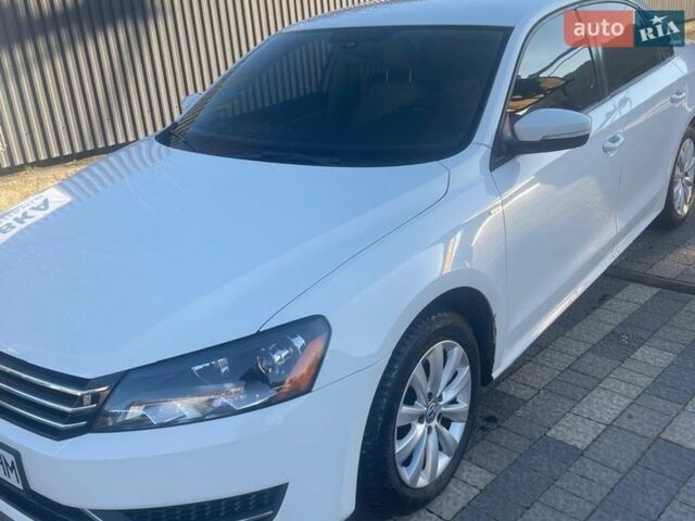 Белый Фольксваген Пассат, объемом двигателя 2.48 л и пробегом 235 тыс. км за 9600 $, фото 1 на Automoto.ua