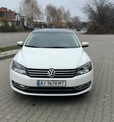 Белый Фольксваген Пассат, объемом двигателя 2.48 л и пробегом 260 тыс. км за 9500 $, фото 1 на Automoto.ua