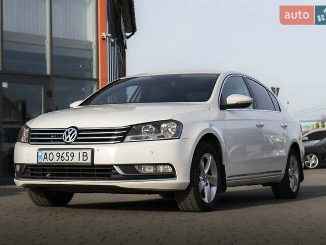 Белый Фольксваген Пассат, объемом двигателя 2 л и пробегом 367 тыс. км за 11300 $, фото 1 на Automoto.ua