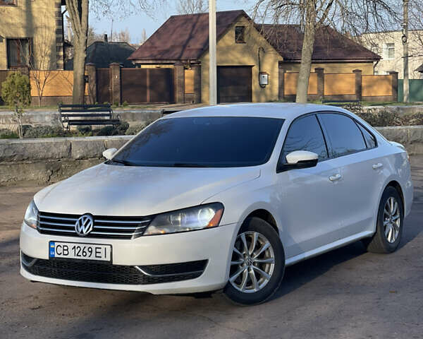 Белый Фольксваген Пассат, объемом двигателя 1.8 л и пробегом 283 тыс. км за 9300 $, фото 1 на Automoto.ua