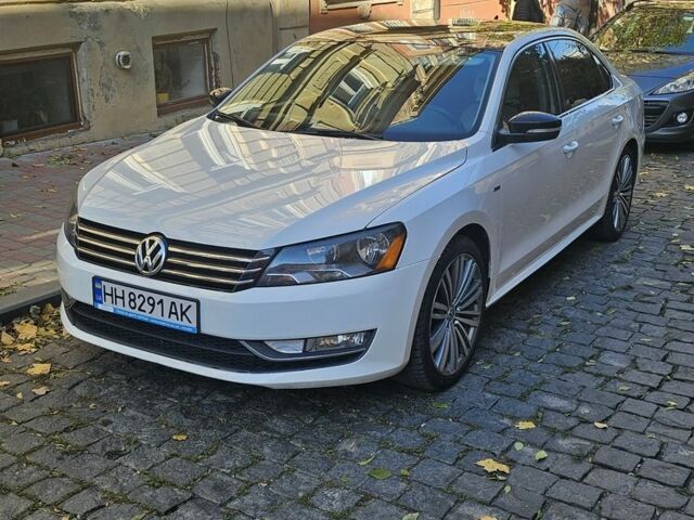 Белый Фольксваген Пассат, объемом двигателя 1.8 л и пробегом 195 тыс. км за 9900 $, фото 1 на Automoto.ua