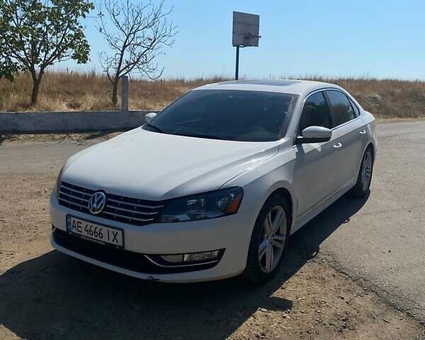 Белый Фольксваген Пассат, объемом двигателя 2 л и пробегом 225 тыс. км за 12100 $, фото 1 на Automoto.ua