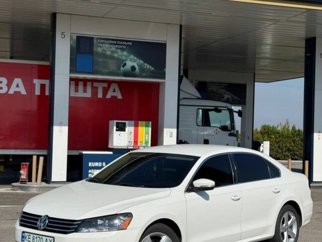 Белый Фольксваген Пассат, объемом двигателя 1.8 л и пробегом 210 тыс. км за 10999 $, фото 1 на Automoto.ua