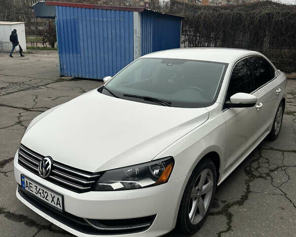 Белый Фольксваген Пассат, объемом двигателя 1.8 л и пробегом 230 тыс. км за 8900 $, фото 1 на Automoto.ua