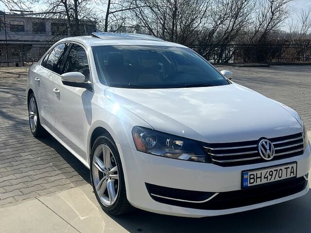 Белый Фольксваген Пассат, объемом двигателя 1.8 л и пробегом 164 тыс. км за 10900 $, фото 1 на Automoto.ua
