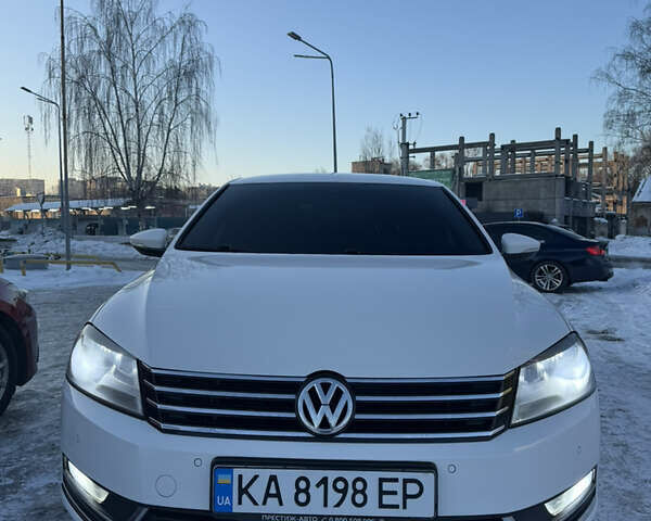 Белый Фольксваген Пассат, объемом двигателя 1.8 л и пробегом 172 тыс. км за 10900 $, фото 1 на Automoto.ua