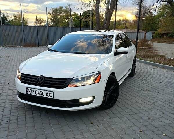 Белый Фольксваген Пассат, объемом двигателя 1.8 л и пробегом 187 тыс. км за 11000 $, фото 1 на Automoto.ua