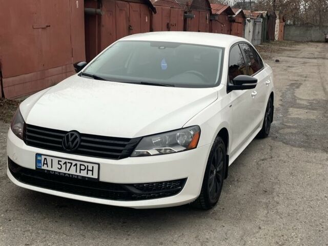 Белый Фольксваген Пассат, объемом двигателя 1.8 л и пробегом 165 тыс. км за 11500 $, фото 1 на Automoto.ua