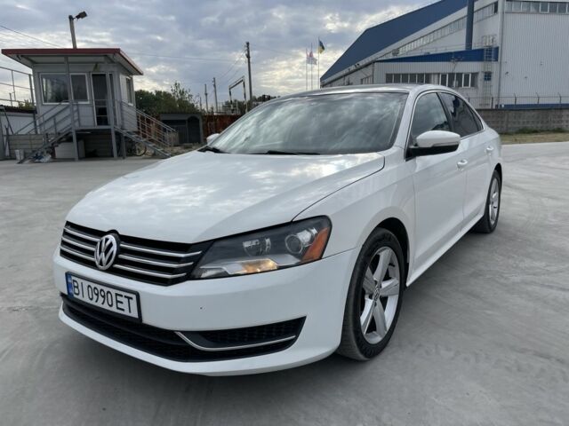 Белый Фольксваген Пассат, объемом двигателя 1.8 л и пробегом 171 тыс. км за 9500 $, фото 1 на Automoto.ua