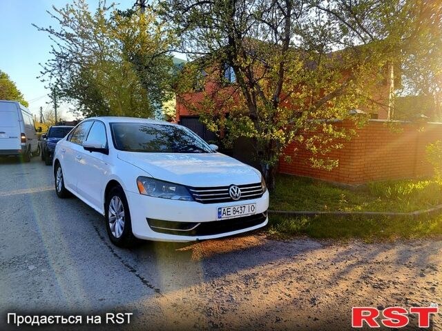 Белый Фольксваген Пассат, объемом двигателя 1.8 л и пробегом 150 тыс. км за 9560 $, фото 1 на Automoto.ua