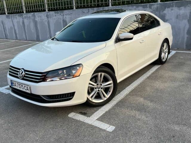 Белый Фольксваген Пассат, объемом двигателя 1.8 л и пробегом 180 тыс. км за 10900 $, фото 1 на Automoto.ua