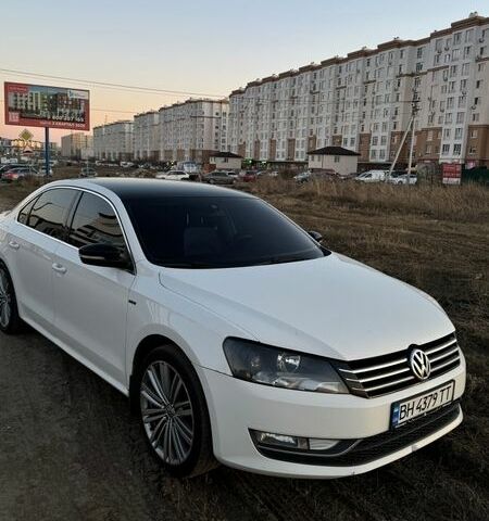 Белый Фольксваген Пассат, объемом двигателя 1.8 л и пробегом 195 тыс. км за 10500 $, фото 1 на Automoto.ua