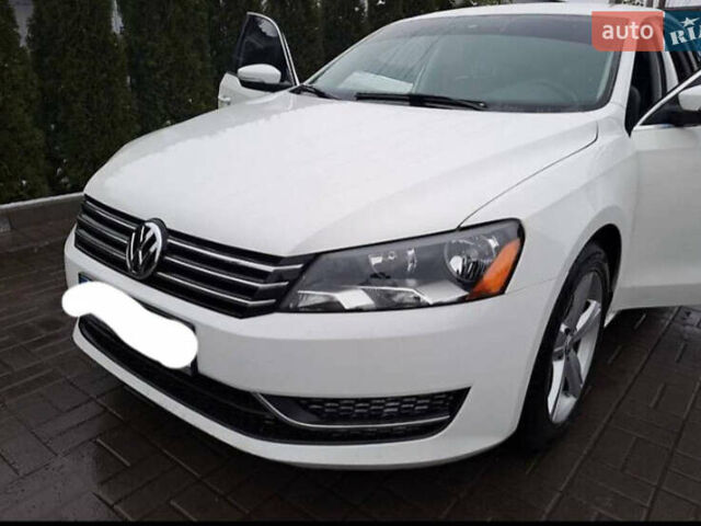 Белый Фольксваген Пассат, объемом двигателя 1.8 л и пробегом 227 тыс. км за 8700 $, фото 1 на Automoto.ua
