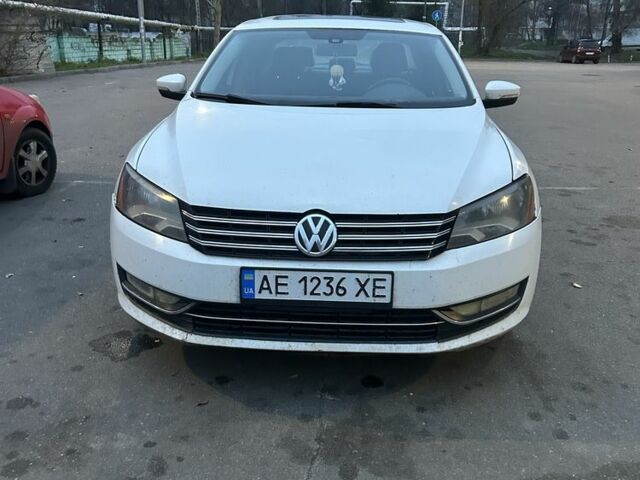 Белый Фольксваген Пассат, объемом двигателя 1.8 л и пробегом 223 тыс. км за 7800 $, фото 1 на Automoto.ua