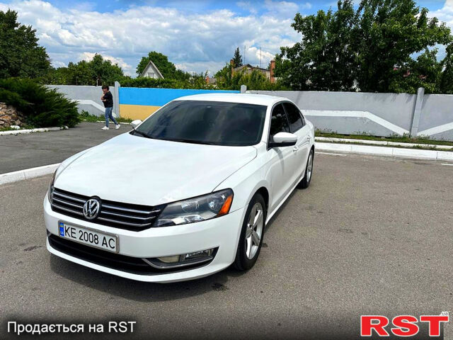 Белый Фольксваген Пассат, объемом двигателя 1.8 л и пробегом 94 тыс. км за 13000 $, фото 1 на Automoto.ua