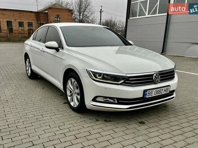 Белый Фольксваген Пассат, объемом двигателя 1.97 л и пробегом 195 тыс. км за 15800 $, фото 1 на Automoto.ua
