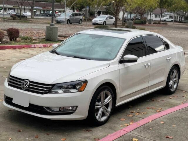 Білий Фольксваген Пассат, об'ємом двигуна 1.8 л та пробігом 76 тис. км за 11500 $, фото 1 на Automoto.ua