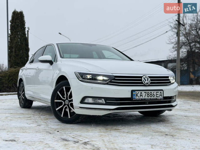Белый Фольксваген Пассат, объемом двигателя 1.8 л и пробегом 138 тыс. км за 16500 $, фото 1 на Automoto.ua