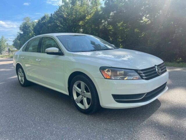 Білий Фольксваген Пассат, об'ємом двигуна 1.8 л та пробігом 80 тис. км за 4500 $, фото 1 на Automoto.ua