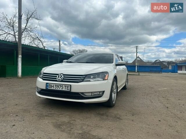 Белый Фольксваген Пассат, объемом двигателя 1.97 л и пробегом 201 тыс. км за 12250 $, фото 1 на Automoto.ua