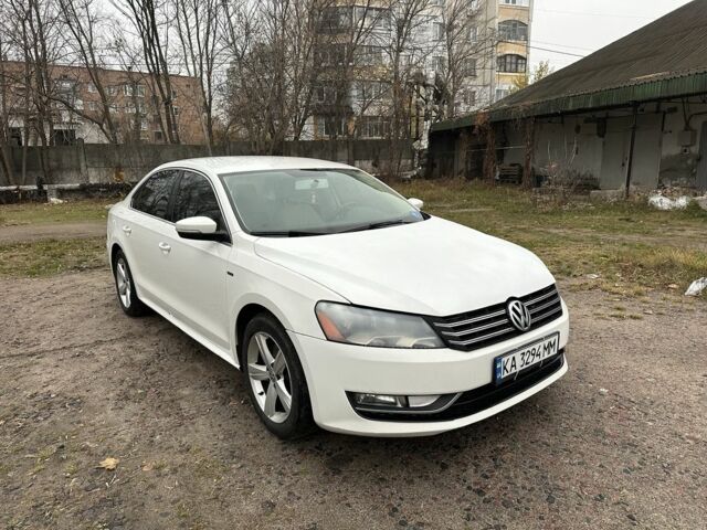 Белый Фольксваген Пассат, объемом двигателя 1.8 л и пробегом 210 тыс. км за 7500 $, фото 1 на Automoto.ua