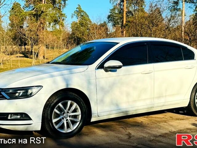 Білий Фольксваген Пассат, об'ємом двигуна 1.8 л та пробігом 163 тис. км за 16700 $, фото 1 на Automoto.ua