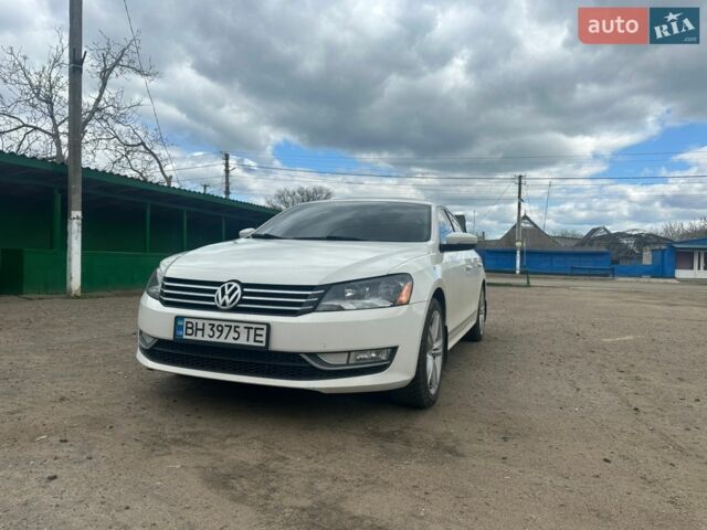 Белый Фольксваген Пассат, объемом двигателя 1.97 л и пробегом 201 тыс. км за 12250 $, фото 1 на Automoto.ua