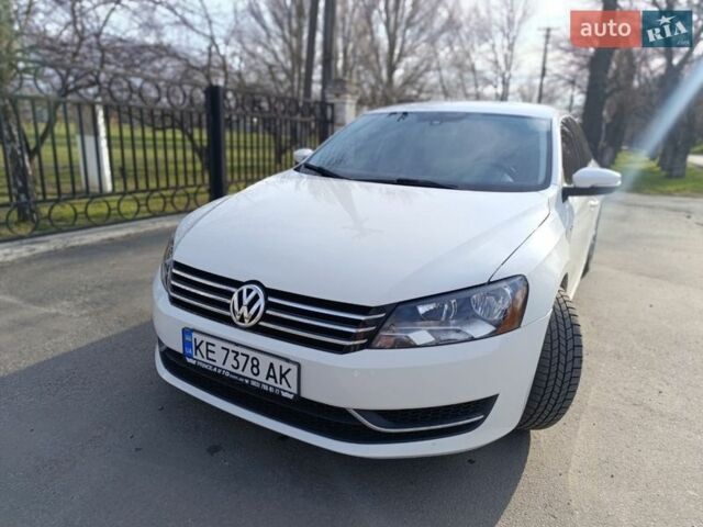 Белый Фольксваген Пассат, объемом двигателя 1.8 л и пробегом 198 тыс. км за 11800 $, фото 1 на Automoto.ua